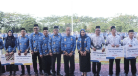 Bupati Bone Bolango Ismet Mile usai menghadiri pelaksanaan Upacara Peringatan Hari Kebangkitan Nasional yang dirangkaikan dengan Apel Kopri di Lingkungan Pemda Bone Bolango, dilaksanakan di Lapangan Alun-Alun, Selasa (20/5/2025).