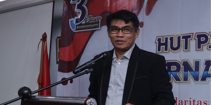 Ketua Umum DPP Pro Jurnalismedia Siber (PJS) Indonesia : Mahmud Marhaba saat memberikan sambutan pada pelaksanaan Uji Kompetensi Wartawan (UKW)