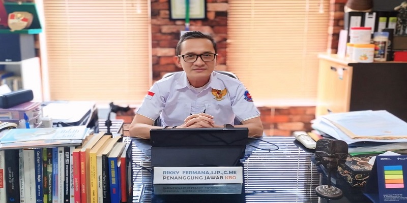 Rikky Fermana,S.IP.,C.Med, C.Par, C.NG, C.IJ, C.PW