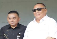 Ketua DPD Partai Golkar Bone Bolango Zainudin Pedro Bau ketika mendapingi Rusli Habibie (Anggota Fraksi Partai Golkar DPR-RI sekaligus Anggota Komisi XII) Pada Pelaksanaan Kunjungan Kerja Daerah (Kundapil) di Bone Bolango, tepatnya di Kecamatan Botupingge, Sabtu (10/5).