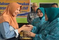 Salah satu ikhtiar Pemerintah Kabupaten Bone Bolango dalam menurunkan angka prevalensi stunting adalah dengan program layanan gizi gratis, salah satunya melalui peran Team Penggerak PKK Bone Bolango