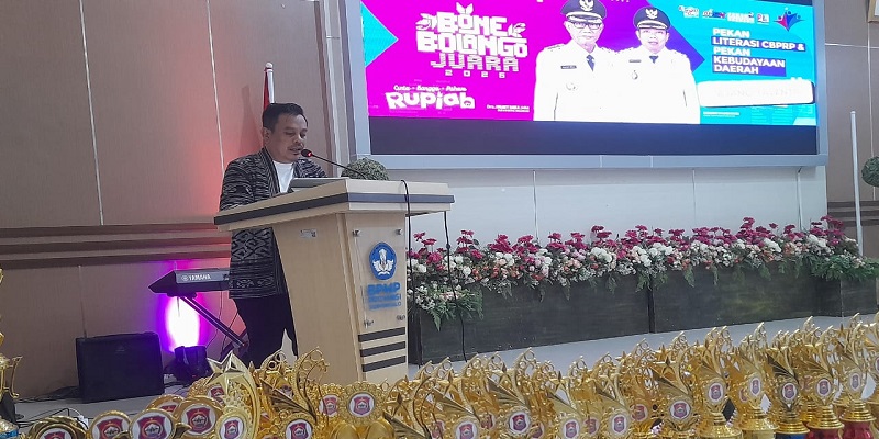 Andres Akaseh : Ketua Panitia Festival Lomba Seni dan Sastra Siswa Nasional (FLS3N) dan Olimpiade Olahraga Siswa Nasional (O2SN) tingkat SD dan SMP Bone Bolango tahun 2025. (h@ris)