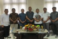 Audiensi Jajaran Koperasi Jasa Global Akses Sejahtera (GASS) bersama Pimpinan dan Anggota DPRD Bone Bolango, Kamis (10/4). [FOTO – KLIKINDONESIA.CO]