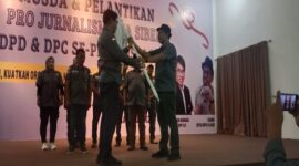 Ketua Umum Dewan Pimpinan Pusat (DPP) Pro Jurnalismedia Siber (PJS), Mahmud Marhaba, secara resmi memimpin pelaksanaan Musyawarah Daerah (Musda) I DPD PJS Provinsi Aceh yang digelar di Wisma Meuligoe PTP Nusantara IV Regional VI Kota Langsa, Kamis (26/6/2025).