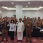Bupati Ismet Mile menghadiri sekaligus membuka kegiatan Bimbingan Teknis (Bimtek) Manajemen Risiko yang diselenggarakan oleh Inspektorat Daerah Kabupaten Bone Bolango bekerja sama dengan BPKP Provinsi Gorontalo, di Aula Tilongkabila, Hotel Fox Gorontalo, Senin (23/6/2025). (F.AKP)