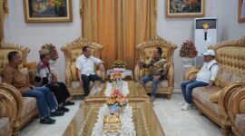 Revan Saputra Bangsawan (RSB) menggelar silaturahmi bersama Gubernur Gorontalo Gusnar Ismail, Ketua DPRD Provinsi Gorontalo Thomas Mopili, Bupati Bone Bolango Ismet Mile dan Wabup Bone Bolango Risman Tolingguhu.