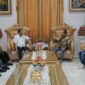 Revan Saputra Bangsawan (RSB) menggelar silaturahmi bersama Gubernur Gorontalo Gusnar Ismail, Ketua DPRD Provinsi Gorontalo Thomas Mopili, Bupati Bone Bolango Ismet Mile dan Wabup Bone Bolango Risman Tolingguhu.