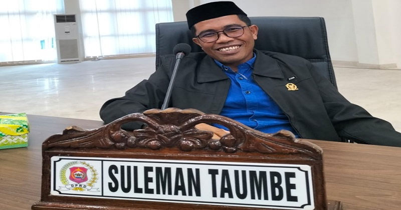 Ketua Fraksi Gabungan PAN – PKS DPRD Bone Bolango, Suleman Taumbe