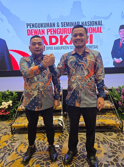 Ketua umum Dewan Pimpinan Nasional Asosiasi Dewan Kabupaten Seluruh Indonesia (ADKASI) Periode 2025-2030, Siswanto, S.Pd., MH dan Wakil Sekretris Umum Zainudin Pedro Bau, SH., C.L.A