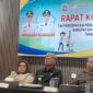 Sambutan Kepala Dinas Sosial P3APPKB Kabupaten Bone Bolango, Udin Kuku dalam agenda Rapat Koordinasi (Rakor) Team Percepatan Penurunan Stunting (TPPS) Bone Bolango Tahun 2025 yang dilaksanakan pada Selasa (1/7/2025), di Naffil Resto dan Café.