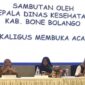 Kadinkes Bone Bolango, dr. Meyrin Kadir didampingi Ketua FKKS Bone Bolango, Rakhmatiyah Deu, dan Sekretaris FKKS Provinsi Gorontalo, Nirmala Sahi, saat membuka secara resmi Rapat Koordinasi Percepatan Desa ODF tingkat Kabupaten Bone Bolango tahun 2025, di Hotel Yulia Kota Gorontalo, Senin (07/07/2025). (F.AKP/FKKS)