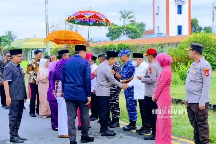 Proses adat mopotilolo warnai penjemputan Kapolda baru Gorontalo