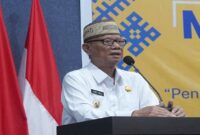Bupati Bone Bolango, Drs. H. Ismet Mile, MM
