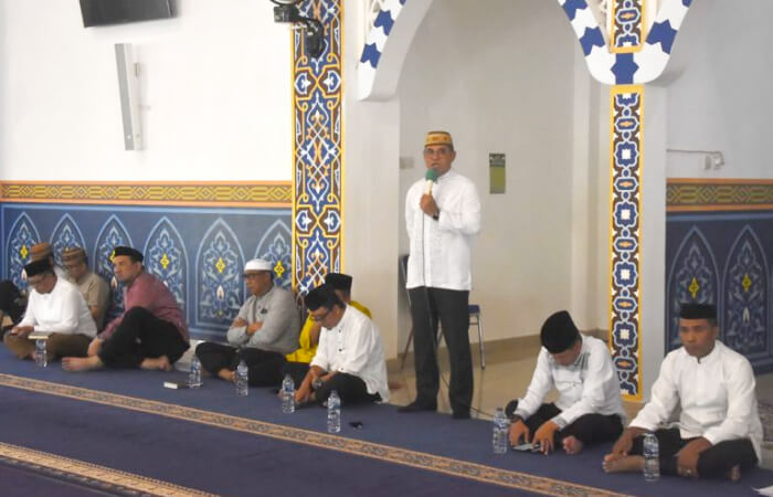 Sekda Bone Bolango Iwan Mustapa saat memberikan arahan. (Foto: AKP-Diskominfo)
