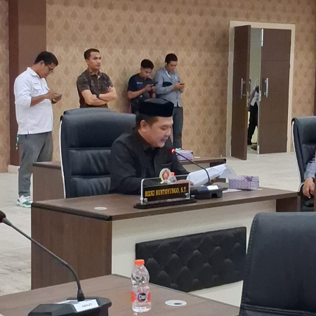Rizki Huntoyungo, Alag DPRD Bone Bolango (Fraksi Amanat dan Keadilan)