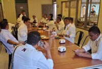 Pemilik Kartu Tanda Anggota (KTA) Kadin Kota Gorontalo berkumpul di salah satu kafe di Kota Gorontalo pada Jumat (4/9/2026) guna merumuskan persiapan pelaksanaan Musyawarah Kota Kadin Gorontalo yang akan dihelat dalam waktu dekat ini. (Foto: KLIKINDONESIA.CO)